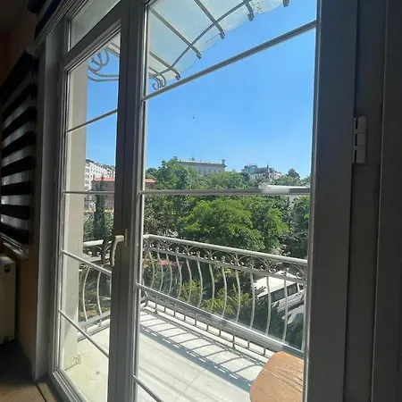 Kuzgun House מלון 3*