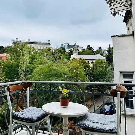 Kuzgun House 3*