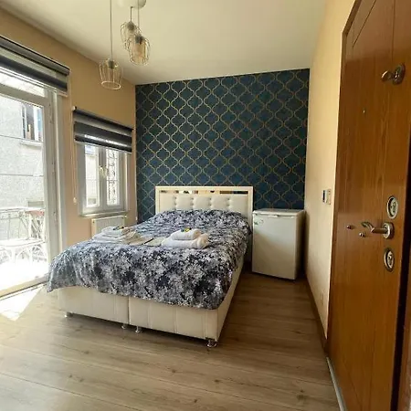 Kuzgun House 3*